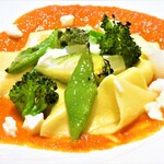 本格イタリアンレストラン Bel e Moco - 手打ちパスタ ストラッチ モッツァレラとトマトのソース 千葉野菜の窯焼き