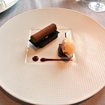 ラ メゾン ドゥ グラシアニ - ナッツいっぱいのムースショコラとシュガレット