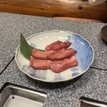 Yakiniku & Reimen No Mise Tenamu - 