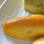 ピーターパン - スイートポテト¥140外　うまい。品切れで大抵16時には閉店しているとのこと。