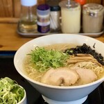 中華蕎麦 春馬 - 朝ラー（塩）780円に九条ねぎトッピング150円