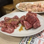 0秒レモンサワー仙台ホルモン焼肉酒場ときわ亭 - 中落ちカルビ 旨とろ炙り牛カルビ 