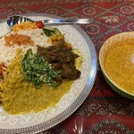 Ryu Cafe&Curry - 料理写真:日替りプレート＝1100円
スリランカのカレー