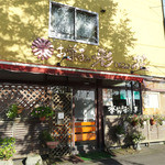 お菓子の彩花 - 外観