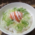 らあめん サンド - 明太子とネギのぶっかけ丼（アップ）