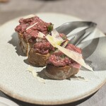 248062762 - 馬肉のタルタル　ブルスケッタで