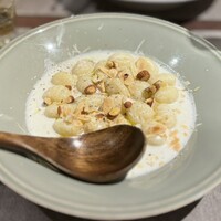 PASTA of LIFE - ゴルゴンゾーラとローストナッツのじゃが芋のニョッキ　ハチミツがけ