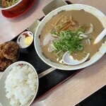 天下一品 - こってり並唐揚げ定食