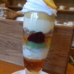 クリクリ - レモンとアールグレイのパフェ¥1150