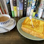 古本屋 カフェ サニーハウス - 