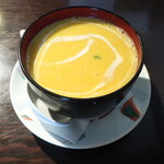 Saina - ダルスープ "Dal Soup"「インド豆たっぷりのヘルシースープ」※メニュー表記通り 