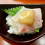 築地寿司清 - 鯛のゴマだれ❗️