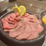 Yakiniku o mammosu - 