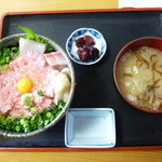 寿司吉 - ネギトロ丼800円