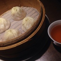 京鼎樓 HANARE店 - 小籠包
