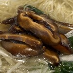 Yuushou Astage - しいたけソバ¥1100の椎茸の含め煮