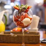 イルクオーレ ピアットスズキ - 2024.5 いちごとベルギーチョコのパフェ（1,400円）