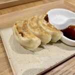 MENDOKORO TOMO Premium - 鶏餃子