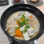 248087480 - 具沢山豚汁　豚肉もケチケチしてない！