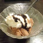 串のこたに - アイス（チョコソースがけ）