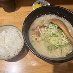 とんこつらぁ麺 嘉晴 - 