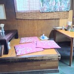 ごんべ食堂 - 店内