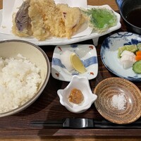 ダイナミックキッチン&バー 響  新宿サザンタワー店 -  ダイナミックキッチン&バー 響  新宿サザンタワー店 -