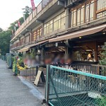 TAMAGAWA DINER - 外観 外のお席ではBBQも出来るみたいです