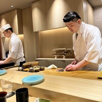 京都 鮨 まつもと - 凛とした空間で美味しいお鮨をいただきます。やっぱりお鮨が好き♥️