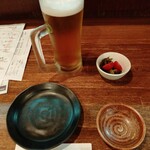 Taishuu Sakaba Takumi - 生ビール  お通し