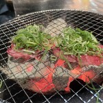 Yakiniku Nikubei - ネギ塩たん美味〜