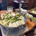 本格炭火焼き鳥＆博多もつ鍋 串たつ 名古屋駅本店 - 