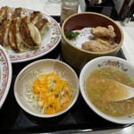 餃子の王将 - 