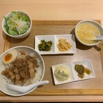 taiwankaraagetopaiku-semmontentouen - 魯肉飯ランチ　998円