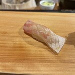 Sushi Zakoya - 真鯛の昆布締め