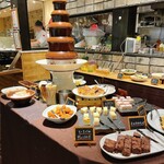 SALVATORE CUOMO & BAR　千里中央 - 内観(ブッフェコーナー)