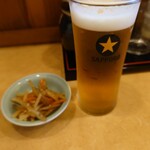 Tonkatsu Kappou Jinya - ランチビール　サービスです