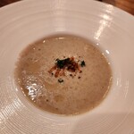 ビストロ&デリ ボワットブランシュ - 本日のスープ、ごぼうのスープ