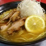 赤玉ラーメン - クーポンで鶏葱ラーメンを