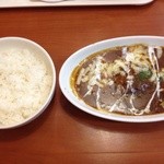 インド亭 - チーズハンバーグステーキカレー