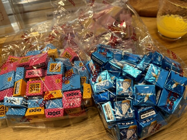 TIROL OUTLET SHOP - Oyabu/Chocolate | Tabelog