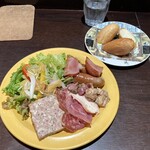 バルマルシェ コダマ - ・マルシェミートプレート＠999 メニューには1,000円と書いてありましたが、paypayで支払ったら999円＼(^o^)／