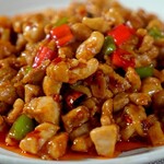 Stir-fried chicken thighs with chili peppers