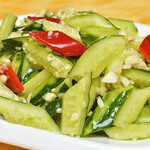 Chilled tomatoes, garlic and cucumber, fried peanuts, bean sprouts and salted kelp