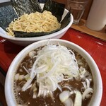 めん和正 - つけ麺1玉¥900
      海苔¥50
      　※私の定番ネギ多めも申告❣️
      　※1年前に比べ¥100ほど値上がり
      　※後会計　現金のみ