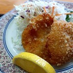 みなとの食堂 ひろ - 白身フライもフワッとして油っぽさもなくサクッと頂きました。旨かった