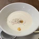 米沢牛ステーキレストラン 牛毘亭 - 根菜の冷製スープ