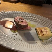 BLU - フランス産鴨むね肉のロースト
