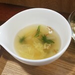 キッチン ブルー グローブ - 甘い白菜スープ