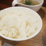 キッチン ブルー グローブ - ご飯大盛りのアップ